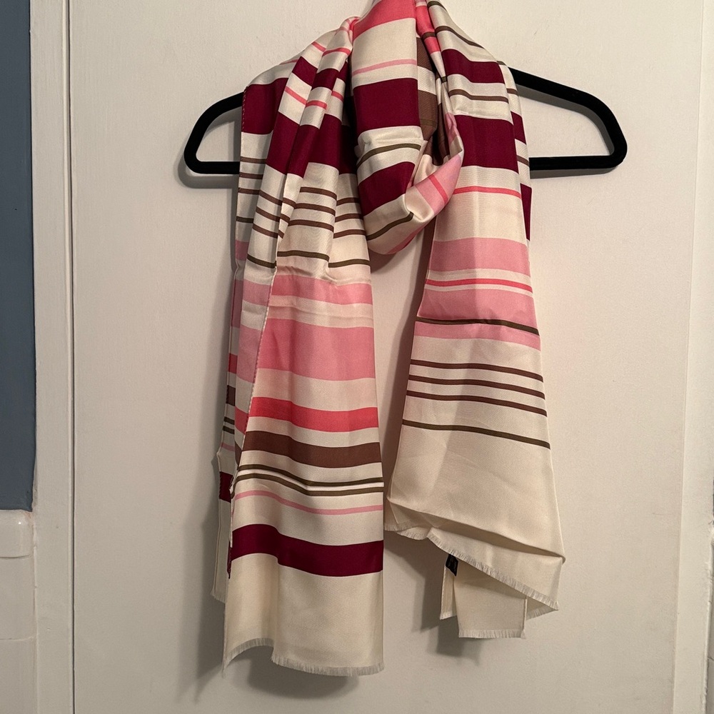 Loro Piana silk oversized scarf / shawl Vintage Perfect condition in Hermes box - Picture 4 of 12